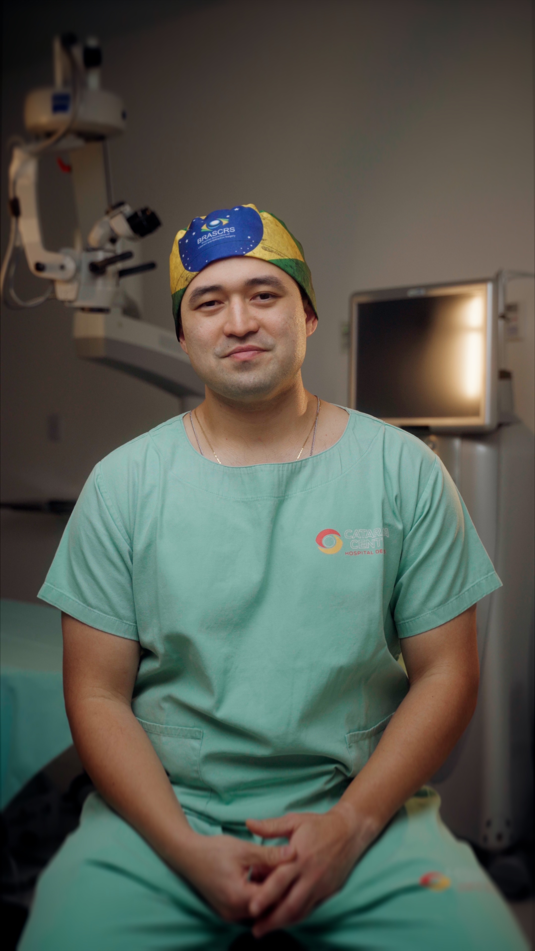 Dr. Lício Araújo — Oftalmologista